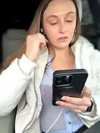 lunagirl13 stripchat stream image