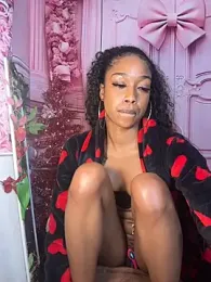 mismialove stripchat stream image