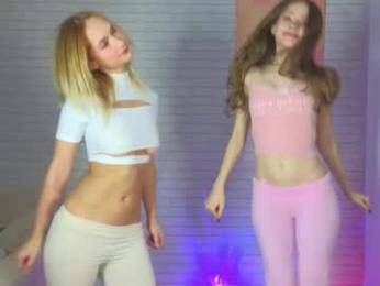 strawberryglow chaturbate stream image, 09.12.2025 19:50