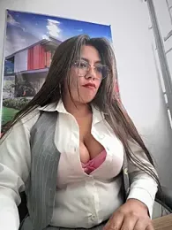 LIZ-06_ stripchat stream image