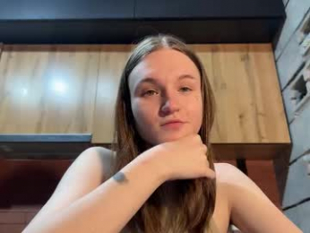 nloraaa chaturbate stream image