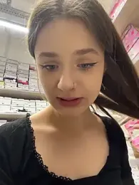 KittyQueeny stripchat stream image