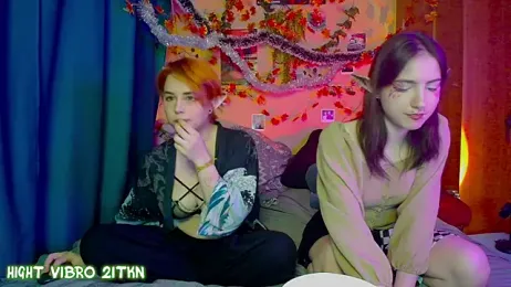 TrickyKitsune stripchat stream image