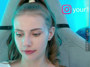 VikkiExtraCheese bongacams stream image