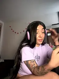 kiaraglam2 stripchat stream image