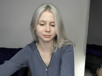 hi_popsy chaturbate stream image