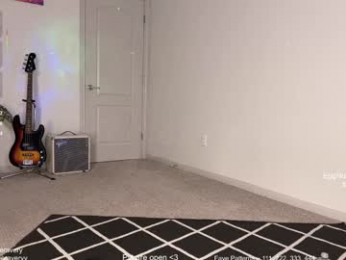 petitebrat chaturbate stream image