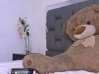 ginaakemi camsoda stream image