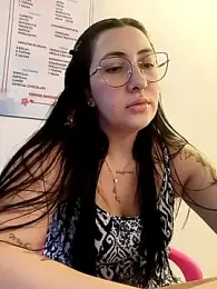 You-kitty2025 stripchat stream image