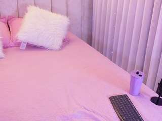 mssbombom camsoda stream image, 18.12.2025 03:00