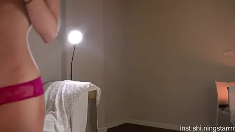 alittlestarrr stripchat stream image