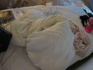 voyeurcam-julmodels-whitebed-1 camsoda stream image