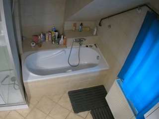 voyeurcam-julmodels-bath-2nd-1 camsoda stream image