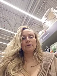 Bondgirl_013 stripchat stream image