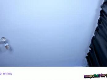 vivian_qwerty chaturbate stream image