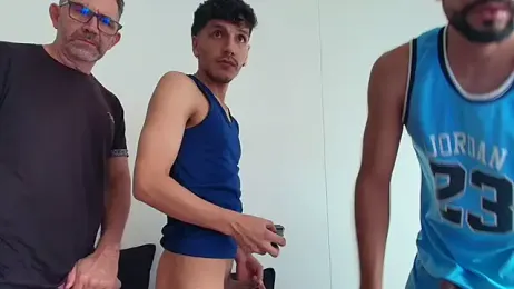 Benjamin_show stripchat stream image, 21.12.2025 18:00