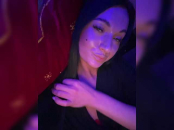 _UkRaiNo4Ka_ bongacams stream image