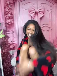 mismialove stripchat stream image