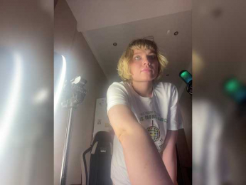 A-Huli bongacams stream image