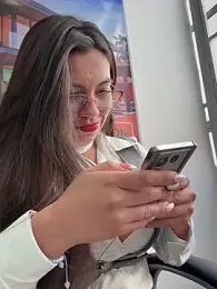 LIZ-06_ stripchat stream image