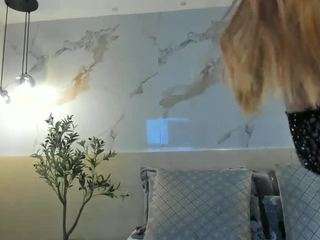 leathompson1 camsoda stream image