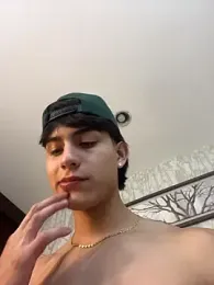 Lander_Cruz stripchat stream image