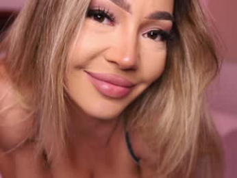 fantasystudiox chaturbate stream image