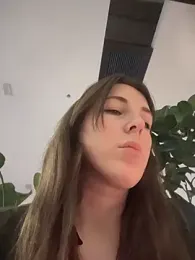 MommmyYummy stripchat stream image