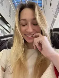 Lia__Love stripchat stream image