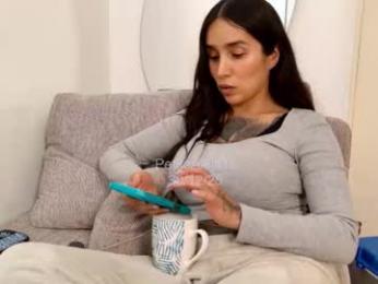 petitealejats chaturbate stream image, 30.12.2025 21:20