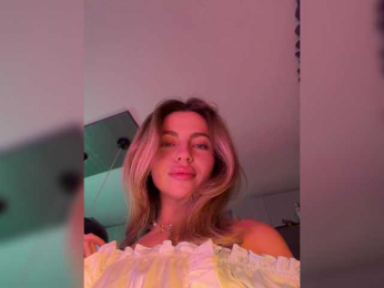 Nataliecroys bongacams stream image