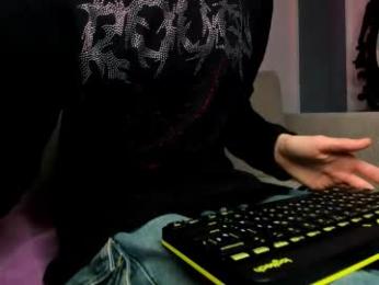 sexymiatrans chaturbate stream image, 31.12.2025 06:00