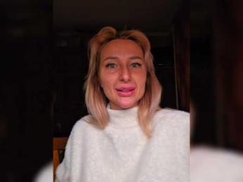 ARotikA bongacams stream image