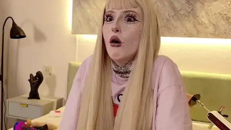 MilkMeSoftly stripchat stream image