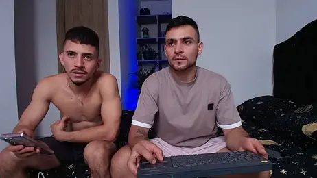 Two_sinzXX stripchat stream image, 02.01.2026 16:00