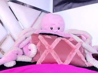 vaiolett-coleman camsoda stream image