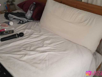 AlexiaFoxMd bongacams stream image