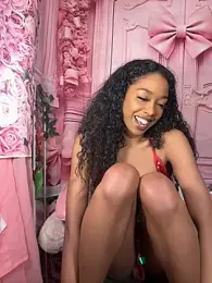 mismialove stripchat stream image