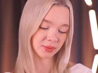 alinabailey camsoda stream image