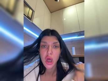 chicanogirl bongacams stream image