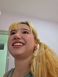 Pinkie_Princes stripchat stream image