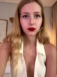 LunaRase stripchat stream image