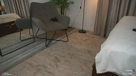 Alyonaqueen_ stripchat stream image