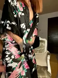 Izy_cute_ stripchat stream image