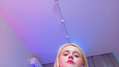 StarrShinee stripchat stream image