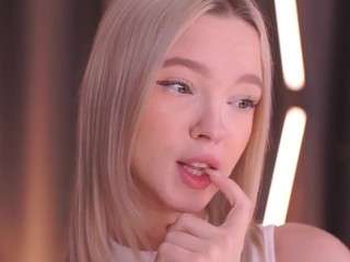 alinabailey camsoda stream image