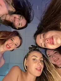 RollingGirls stripchat stream image