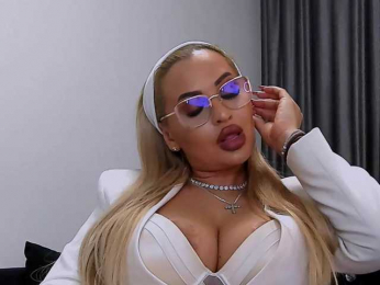 lovelyblondyx bongacams stream image