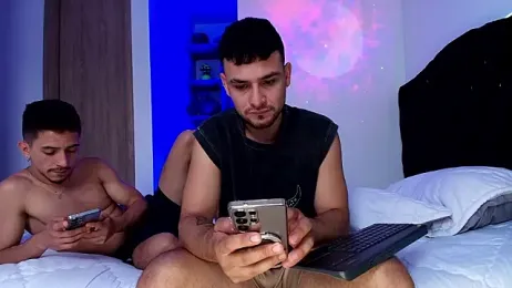 Two_sinzXX stripchat stream image, 22.01.2026 19:30
