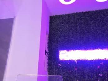 hotfallingdevil chaturbate stream image